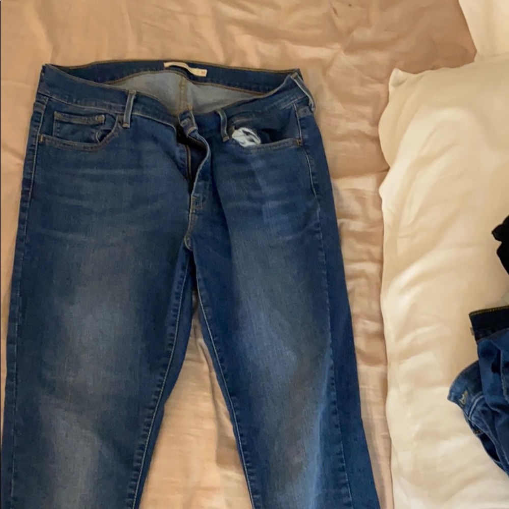 Levi jeans